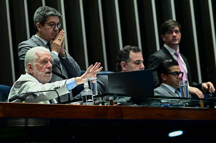 Senado aprova limite de gastos mais rigoroso em caso de déficit; texto segue para sanção presidencial