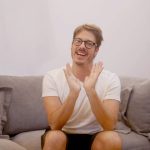 “Férias sem Perrengue”: campanha do Sem Parar usa humor de Fábio Porchat para aproximar marca do público