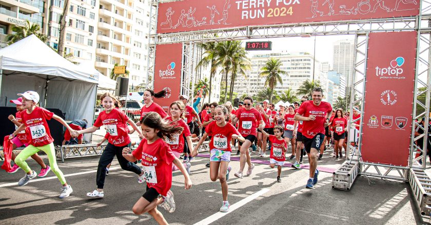 Maple Bear realiza corrida solidária em Copacabana em prol da luta contra o câncer