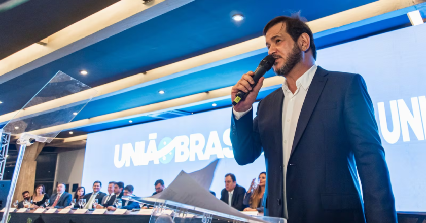 PF investiga se presidente do União Brasil cedeu aviões usados por membros do PCC
