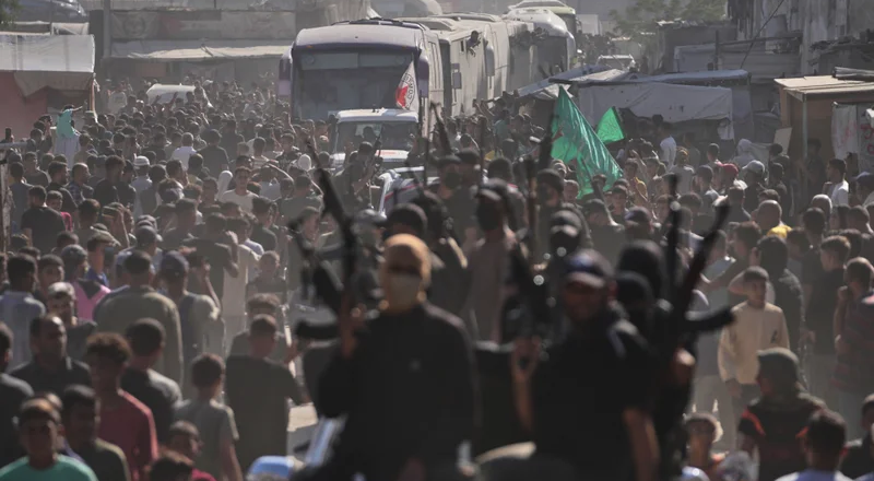 Acordo entre Israel e Hamas inicia libertação de reféns e traz trégua após dois anos de guerra