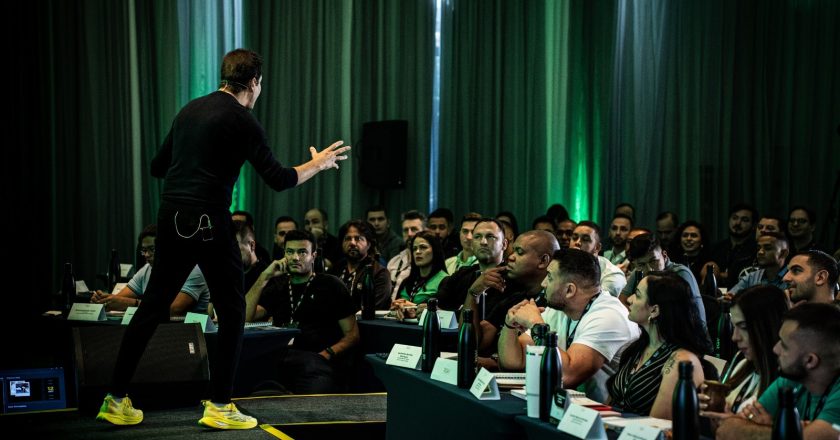 Rio de Janeiro recebe mais de 600 empresários no VOA365, o encontro mais aguardado do ano do Grupo R1