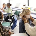 Descubra como manter crianças e adolescentes saudáveis durante o inverno escolar: sete dicas essenciais