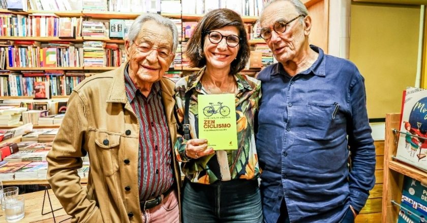 Ciclistas de Corações Distantes: A Conexão Entre Kreimer e Gabeira