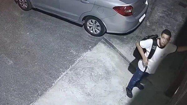 Criança de 11 anos falece após ingerir bolo, levantando suspeitas de envenenamento