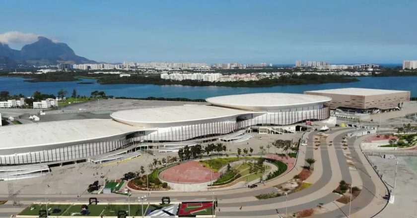 Ruas do Rio agora homenageiam Rosa Magalhães e Sebastião Salgado