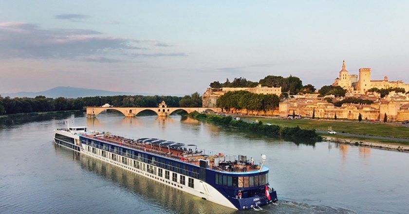 Navegando pela Provence: Cruzeiro agora disponível em português