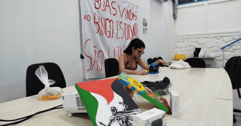 Bingo Autônomo é Promovido por Estudantes no Campus São Lázaro da UFBA na Bahia